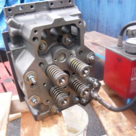 Cat 3516 cylinder head inspection